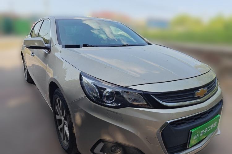 Used Chevrolet Malibu 2017 1.5T Automatic Luxury Edition Front Right 45 Deg