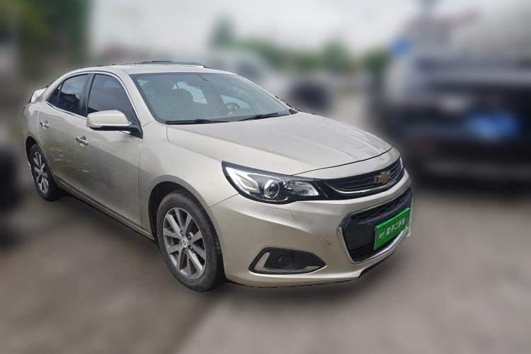 Used Chevrolet Malibu 2017 1.5T Automatic Luxury Edition Front Right 45 Deg