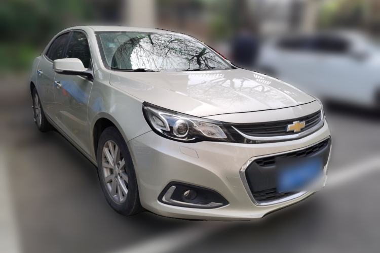 Used Chevrolet Malibu 2017 1.5T Automatic Luxury Edition Front Right 45 Deg