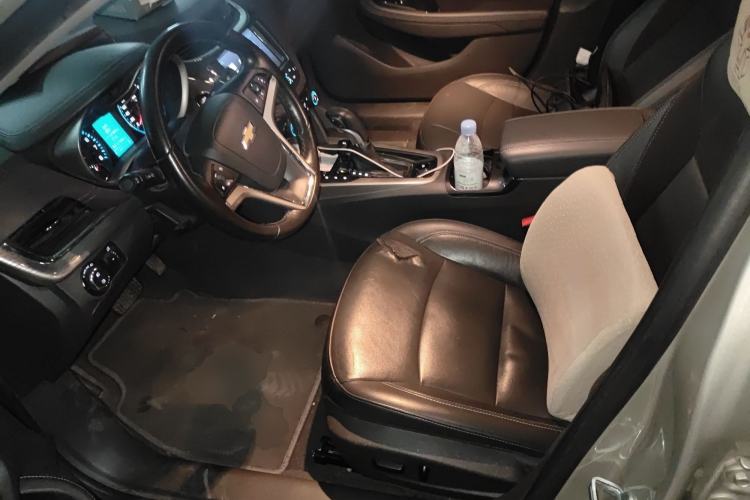 Used Chevrolet Malibu 2017 1.5T Automatic Luxury Edition Left Front Seat