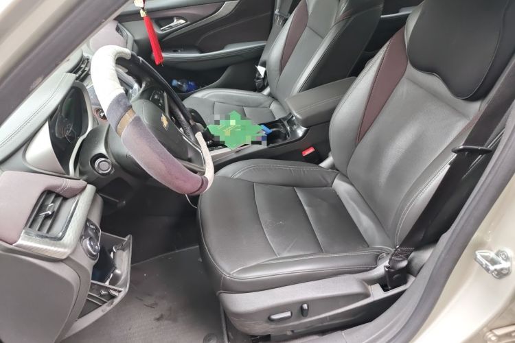 Used Chevrolet Malibu 2017 1.5T Automatic Luxury Edition Left Front Seat