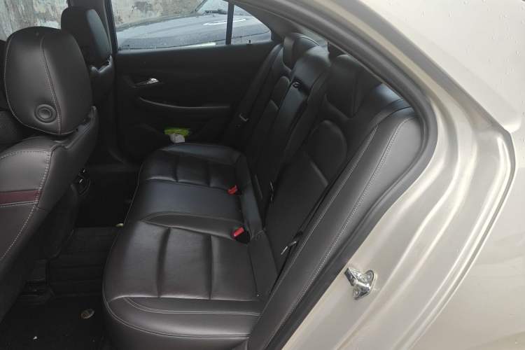 Used Chevrolet Malibu 2017 1.5T Automatic Luxury Edition Left Rear Seat