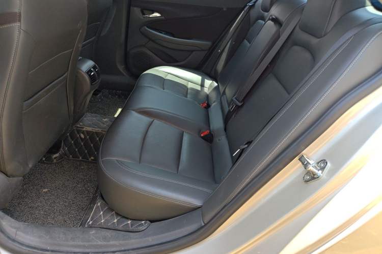 Used Chevrolet Malibu 2017 1.5T Automatic Luxury Edition Left Rear Seat