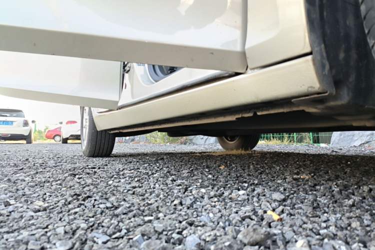 Used Chevrolet Malibu 2017 1.5T Automatic Comfort Edition Right Side Sill