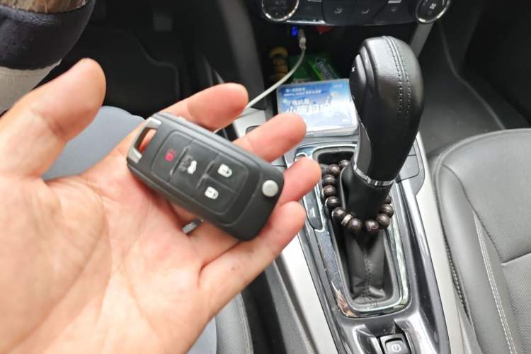 Used Chevrolet Malibu 2017 1.5T Automatic Luxury Edition Vehicle Key