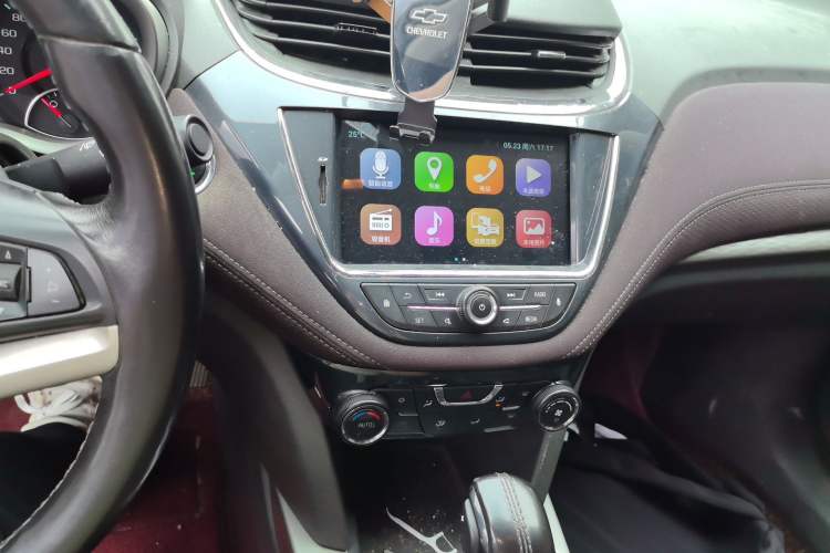 Used Chevrolet Malibu 2018 530T Automatic Luxury Edition Audio And AC Panel