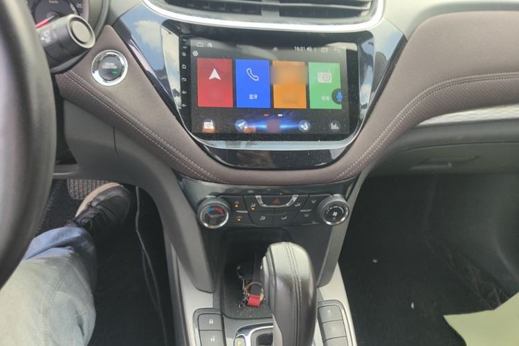 Used Chevrolet Malibu 2018 530T Automatic Fashion Edition Audio And AC Panel
