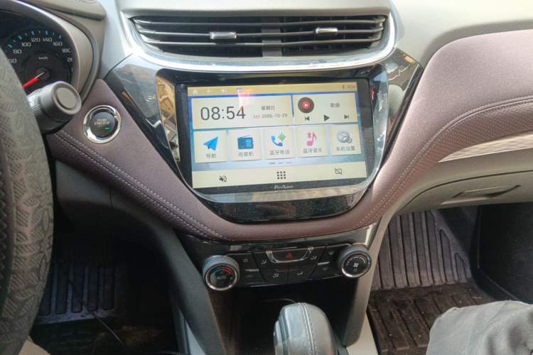 Used Chevrolet Malibu 2018 530T Automatic Fashion Edition Audio And AC Panel