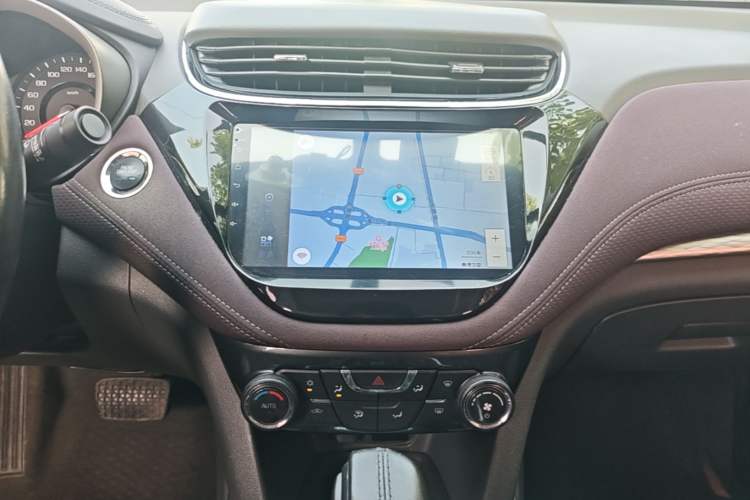 Used Chevrolet Malibu 2018 530T Automatic Fashion Edition Audio And AC Panel