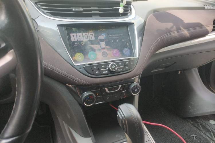 Used Chevrolet Malibu 2018 530T Automatic Fashion Edition Audio And AC Panel