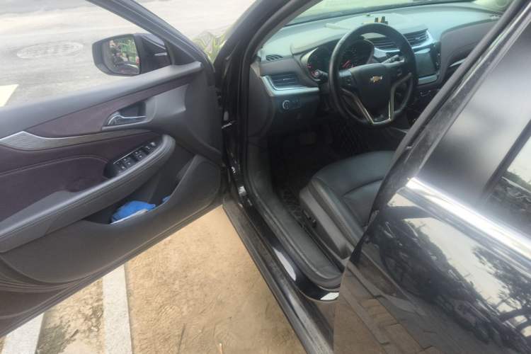 Used Chevrolet Malibu 2018 530T Automatic Fashion Edition Driver Seat