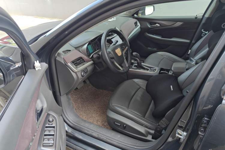 Used Chevrolet Malibu 2018 530T Automatic Fashion Edition Driver Seat