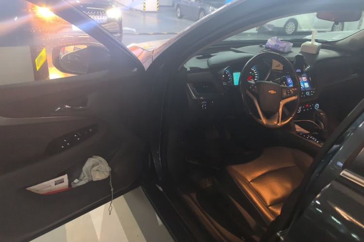 Used Chevrolet Malibu 2018 530T Automatic Luxury Edition Driver Seat