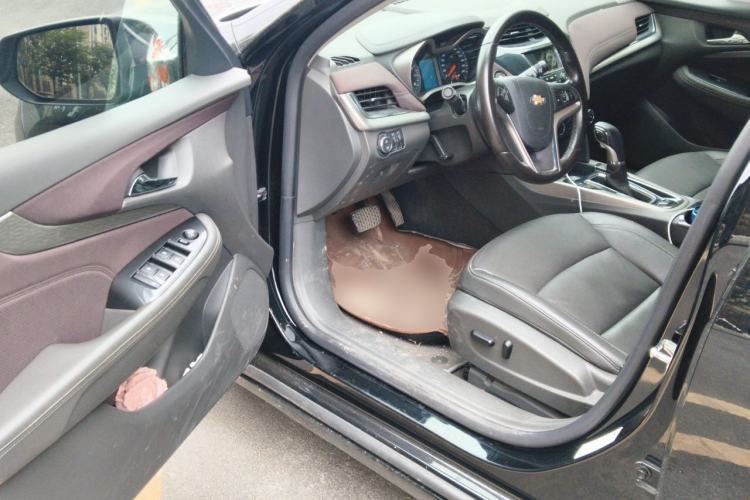 Used Chevrolet Malibu 2018 530T Automatic Fashion Edition Driver Seat