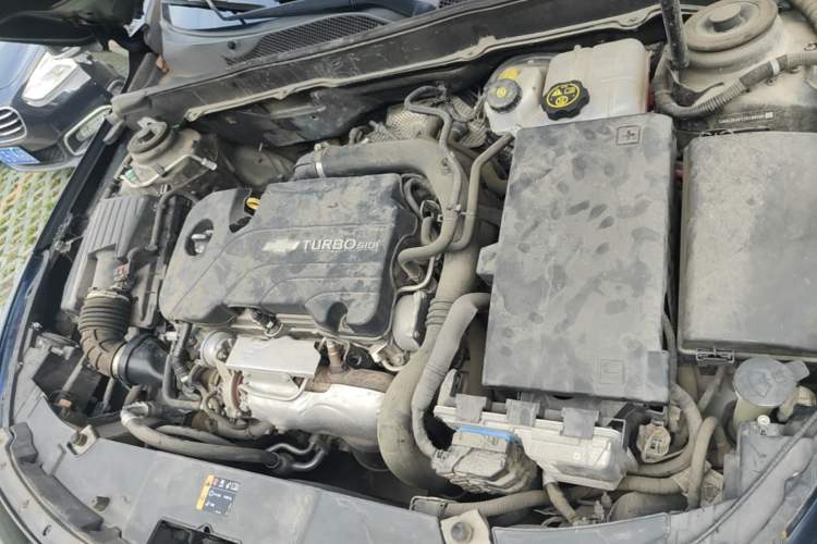 Used Chevrolet Malibu 2018 530T Automatic Fashion Edition Engine Bay