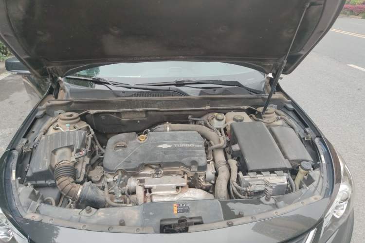 Used Chevrolet Malibu 2018 530T Automatic Luxury Edition Engine Bay