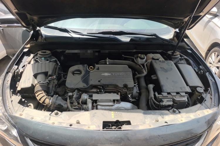 Used Chevrolet Malibu 2018 530T Automatic Fashion Edition Engine Bay