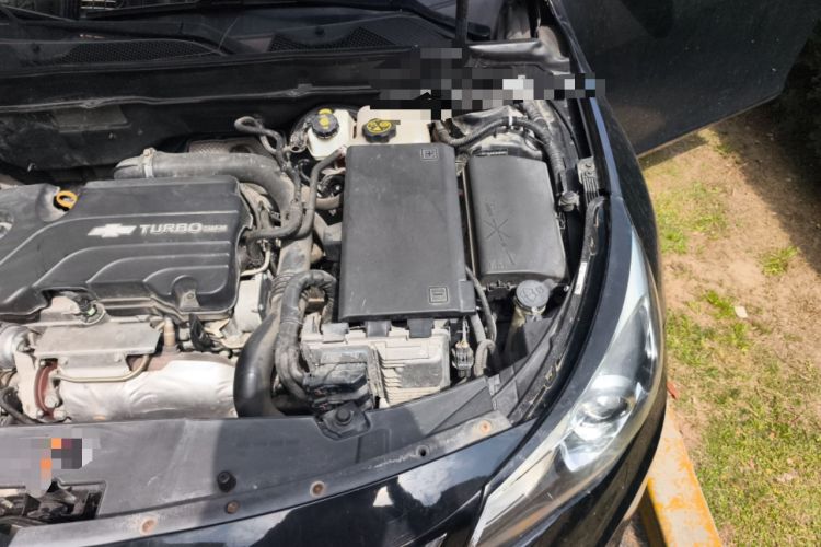 Used Chevrolet Malibu 2018 530T Automatic Luxury Edition Engine Bay Left