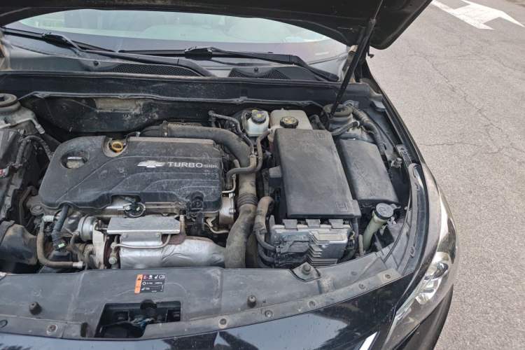 Used Chevrolet Malibu 2018 530T Automatic Fashion Edition Engine Bay Left