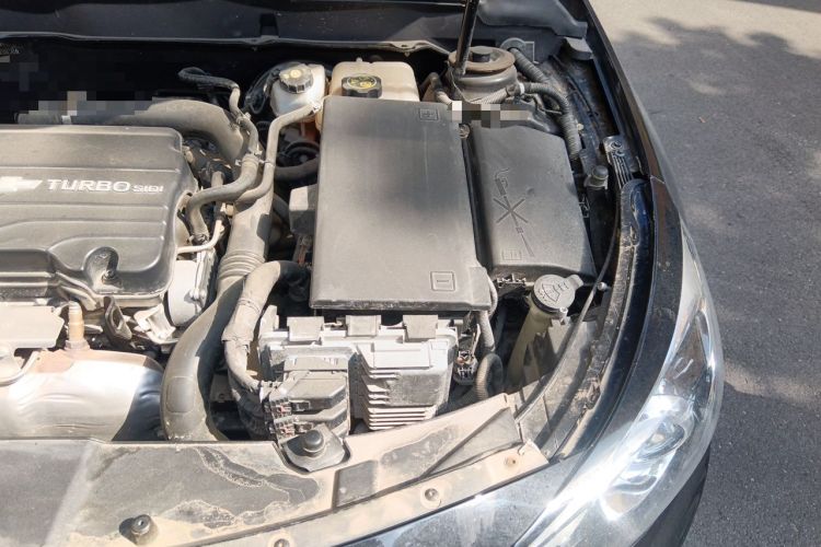 Used Chevrolet Malibu 2018 530T Automatic Fashion Edition Engine Bay Left