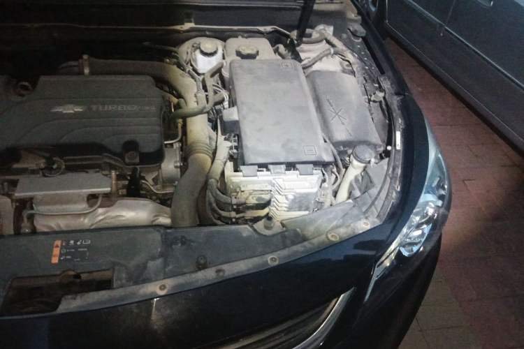 Used Chevrolet Malibu 2018 530T Automatic Luxury Edition Engine Bay Left