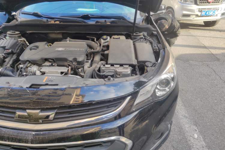 Used Chevrolet Malibu 2018 530T Automatic Luxury Edition Engine Bay Left