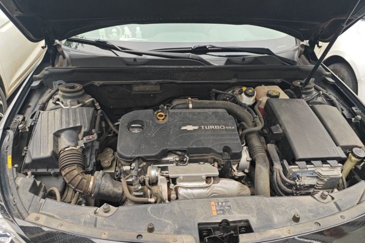Used Chevrolet Malibu 2018 530T Automatic Luxury Edition Engine Bay