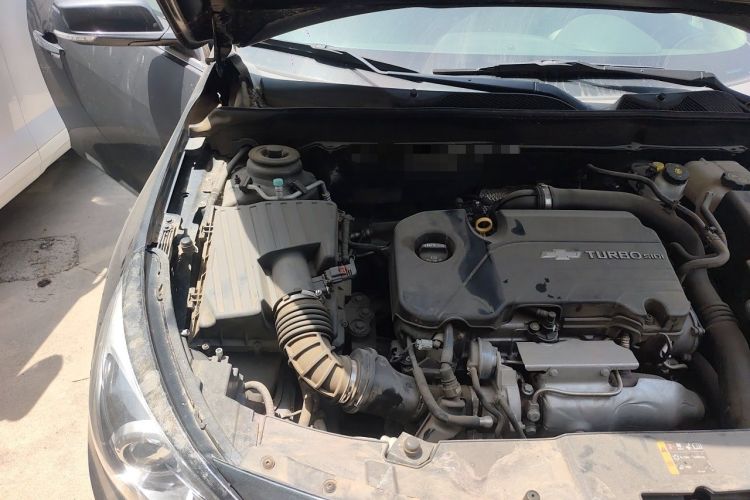 Used Chevrolet Malibu 2018 530T Automatic Fashion Edition Engine Bay Right
