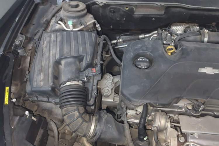 Used Chevrolet Malibu 2018 530T Automatic Luxury Edition Engine Bay Right