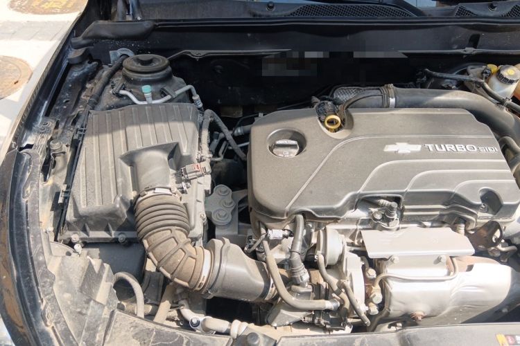 Used Chevrolet Malibu 2018 530T Automatic Fashion Edition Engine Bay Right