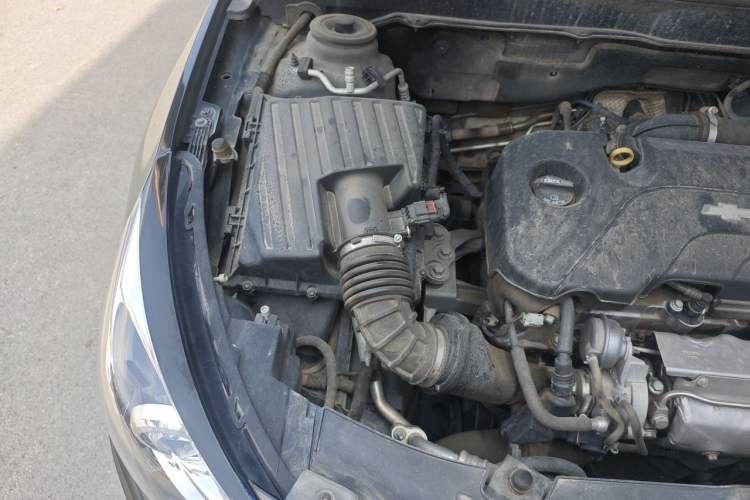 Used Chevrolet Malibu 2018 530T Automatic Fashion Edition Engine Bay Right