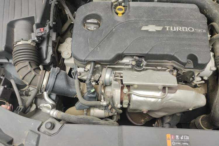 Used Chevrolet Malibu 2018 530T Automatic Fashion Edition Engine Bay Right