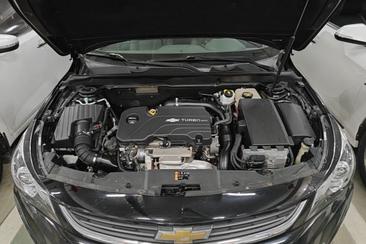 Used Chevrolet Malibu 2018 530T Automatic Luxury Edition Engine Bay