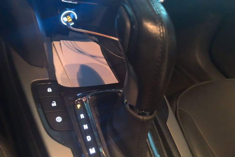 Used Chevrolet Malibu 2018 530T Automatic Luxury Edition Gear Lever