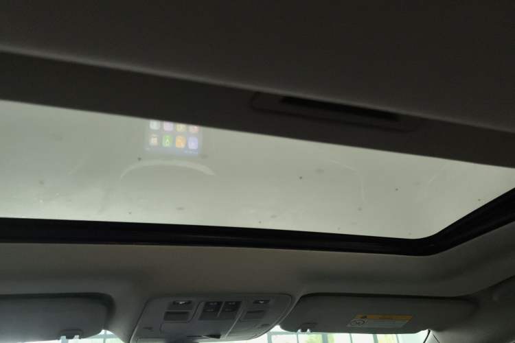 Used Chevrolet Malibu 2018 530T Automatic Luxury Edition Headliner