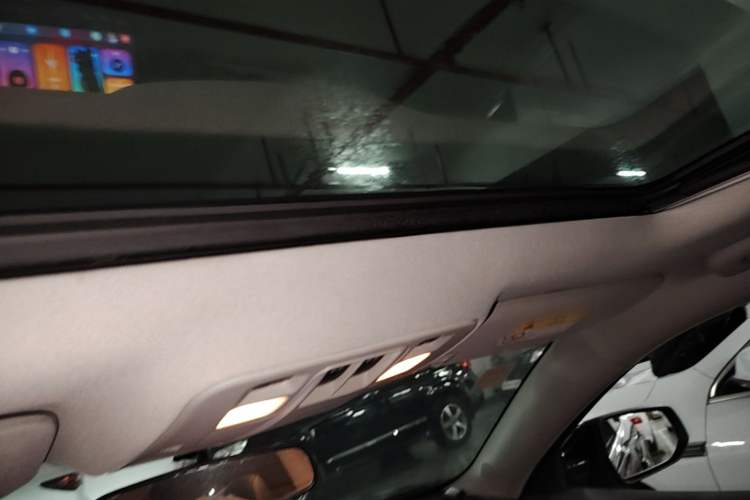 Used Chevrolet Malibu 2018 530T Automatic Fashion Edition Headliner