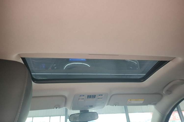 Used Chevrolet Malibu 2018 530T Automatic Luxury Edition Headliner