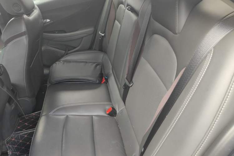 Used Chevrolet Malibu 2018 530T Automatic Fashion Edition Interior 4