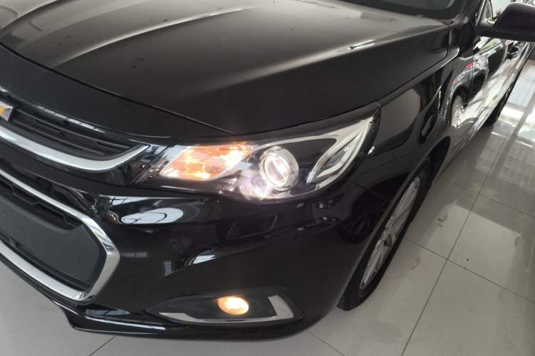 Used Chevrolet Malibu 2018 530T Automatic Luxury Edition Left Front Headlight