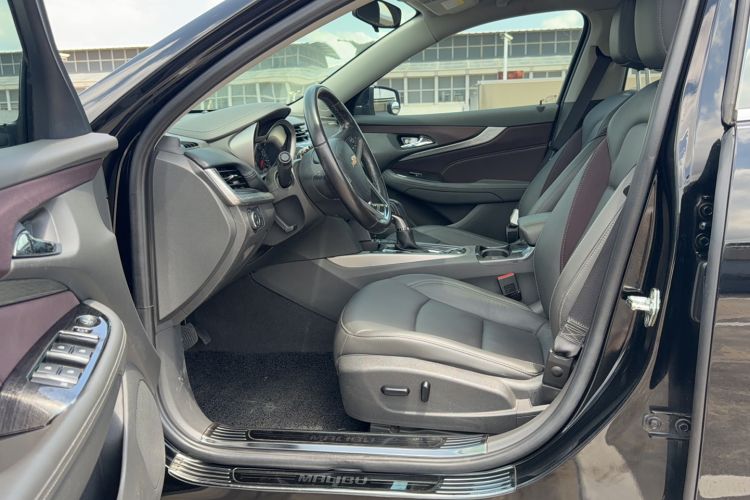 Used Chevrolet Malibu 2018 530T Automatic Luxury Edition Left Front Seat