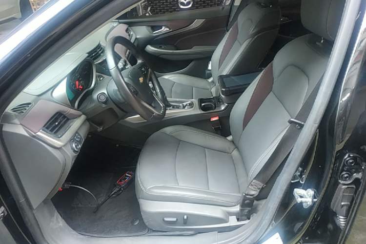 Used Chevrolet Malibu 2018 530T Automatic Fashion Edition Left Front Seat