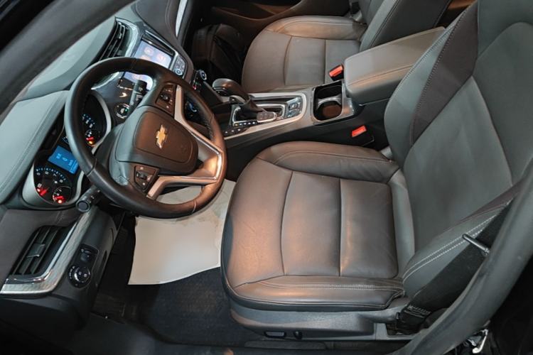 Used Chevrolet Malibu 2018 530T Automatic Luxury Edition Left Front Seat