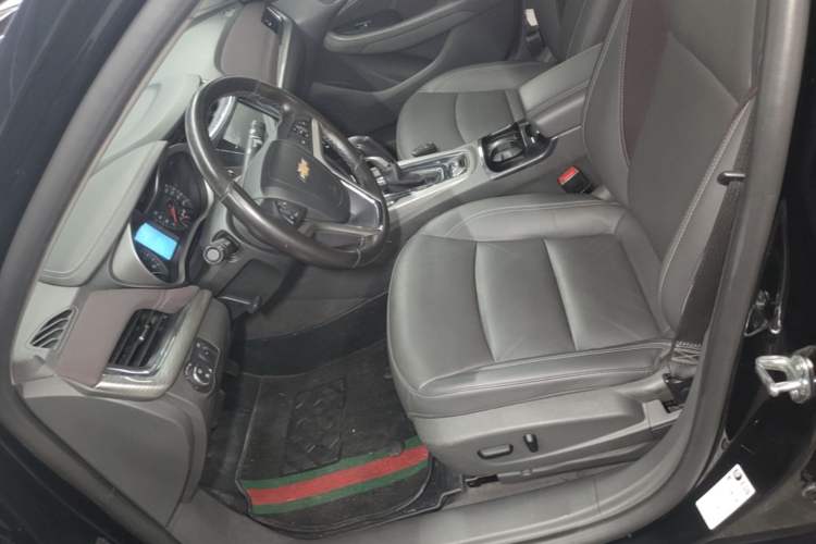 Used Chevrolet Malibu 2018 530T Automatic Luxury Edition Left Front Seat