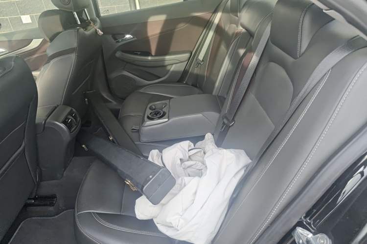 Used Chevrolet Malibu 2018 530T Automatic Luxury Edition Left Rear Seat