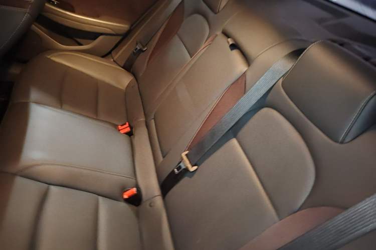 Used Chevrolet Malibu 2018 530T Automatic Fashion Edition Left Rear Seat