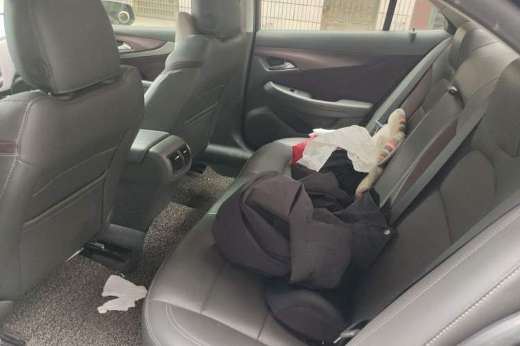 Used Chevrolet Malibu 2018 530T Automatic Fashion Edition Left Rear Seat