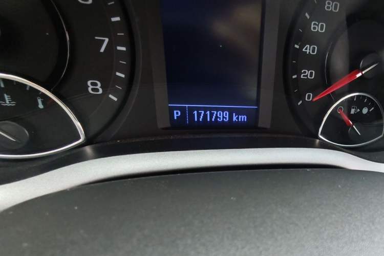 Used Chevrolet Malibu 2018 530T Automatic Fashion Edition Odometer Close Up