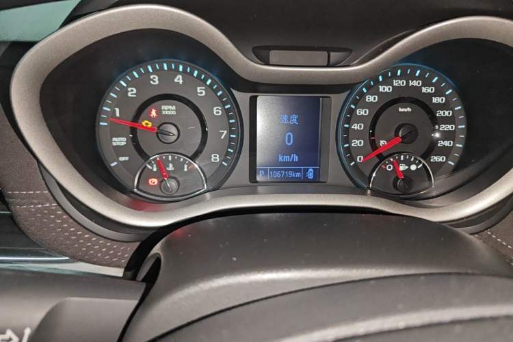 Used Chevrolet Malibu 2018 530T Automatic Luxury Edition Odometer Close Up