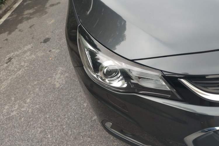 Used Chevrolet Malibu 2018 530T Automatic Luxury Edition Right Front Headlight