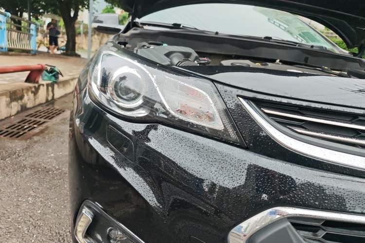 Used Chevrolet Malibu 2018 530T Automatic Luxury Edition Right Front Headlight